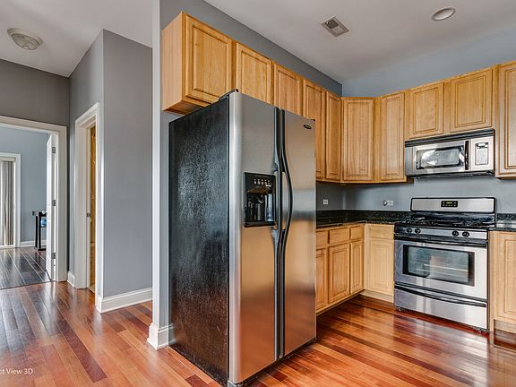 4th image of 2113 W Gladys Ave Unit 3S