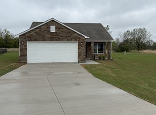 1114 N 8th St, Beggs, OK 74421