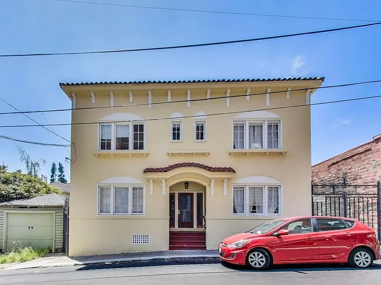 11 Warren Ave #8 — Photo 12