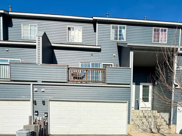 1869 E 122nd St, Burnsville, MN 55337