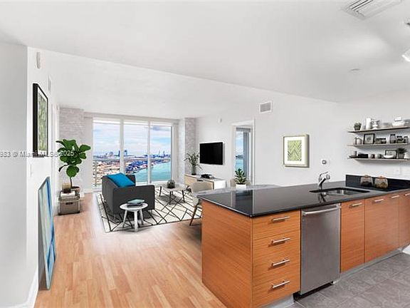 5th image of 50 Biscayne Blvd APT 4506