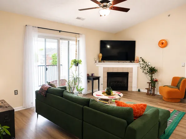 6120 Harbour Pointe Unit 301, Columbus, OH 43231