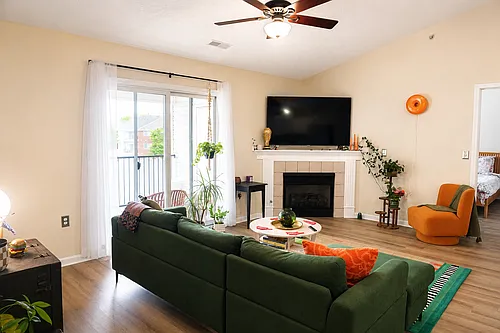 6120 Harbour Pointe #301 Photo 1