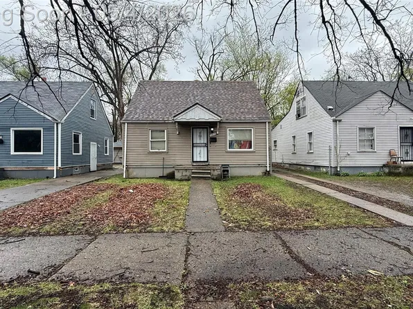 15870 W Parkway St, Detroit, MI 48223