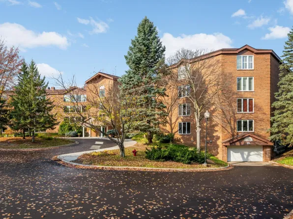 1021 Sibley Memorial Hwy APT 405, Mendota Heights, MN 55118