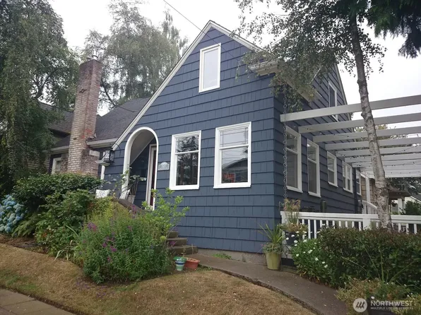 2103 41st Avenue SW, Seattle, WA 98116