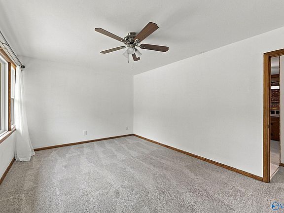 3rd image of 141 Hamaker St SW