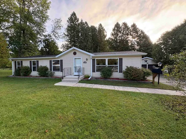 1400 Superior Ave, Oconto, WI 54153