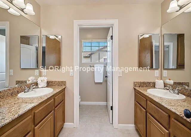 215 Via Magnolia — Photo 8