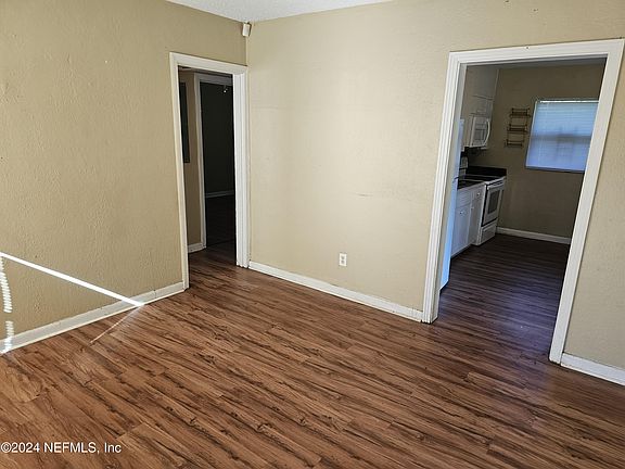 5th image of 1013 EDGEWOOD Avenue W