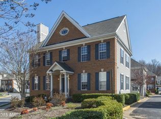 6966 Klett Dr, Fort Belvoir, VA 22060