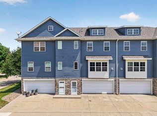 420 Glenmoor Pl, North Liberty, IA 52317