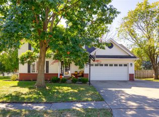 801 SE Peterson Dr, Ankeny, IA 50021