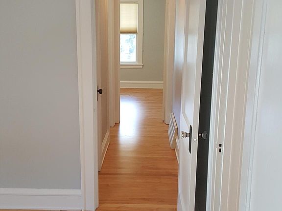 5th image of 4409 Nokomis Ave APT 2