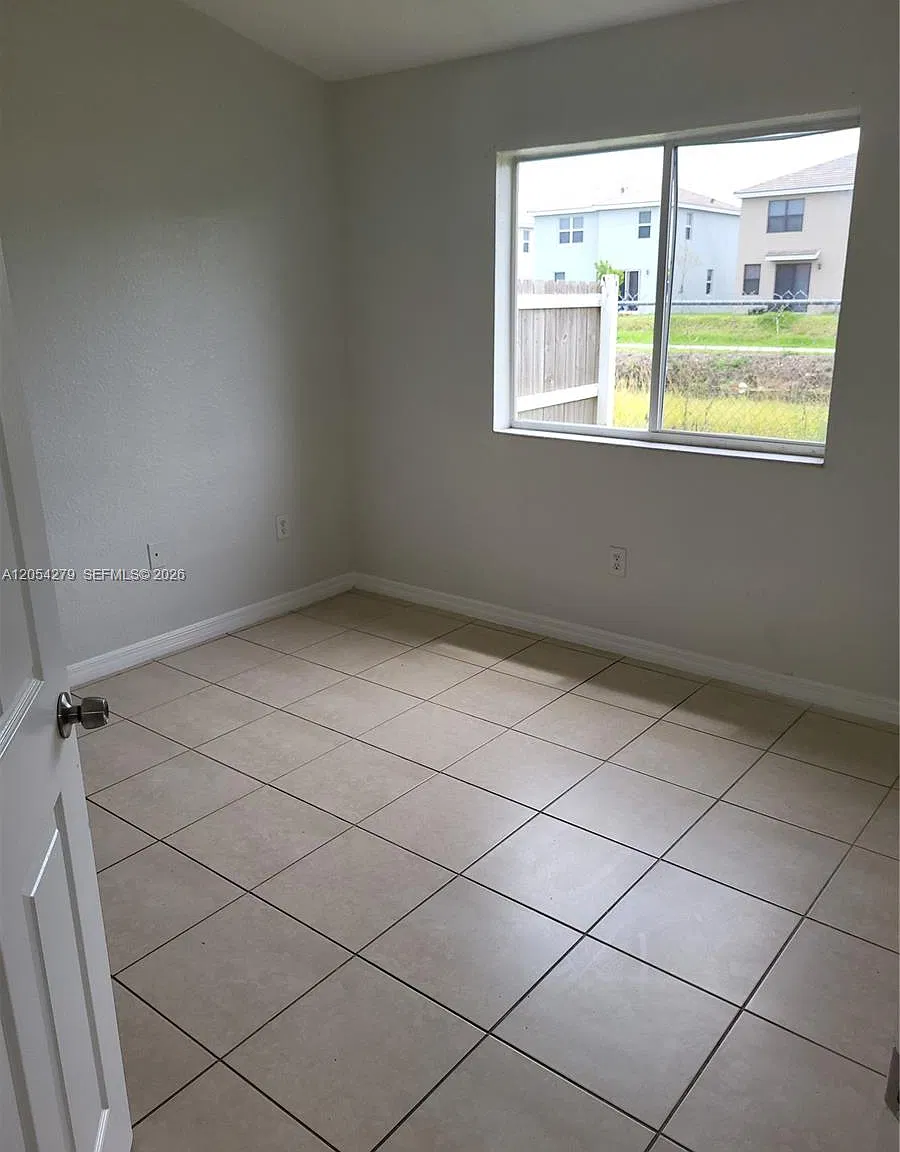 2 bed, 2.0 bath, $1,900 — Photo 3