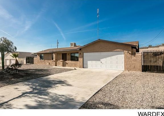 4th image of 3285 Baysinger Dr
