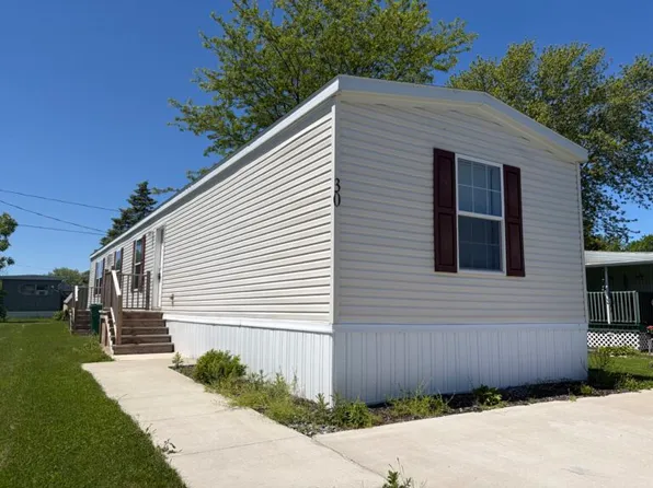 30 Farmingdale Dr #Fa30, Hamlin, NY 14464