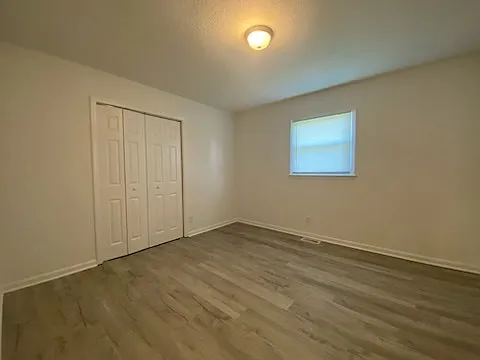 112 Foxhill Dr — Photo 11