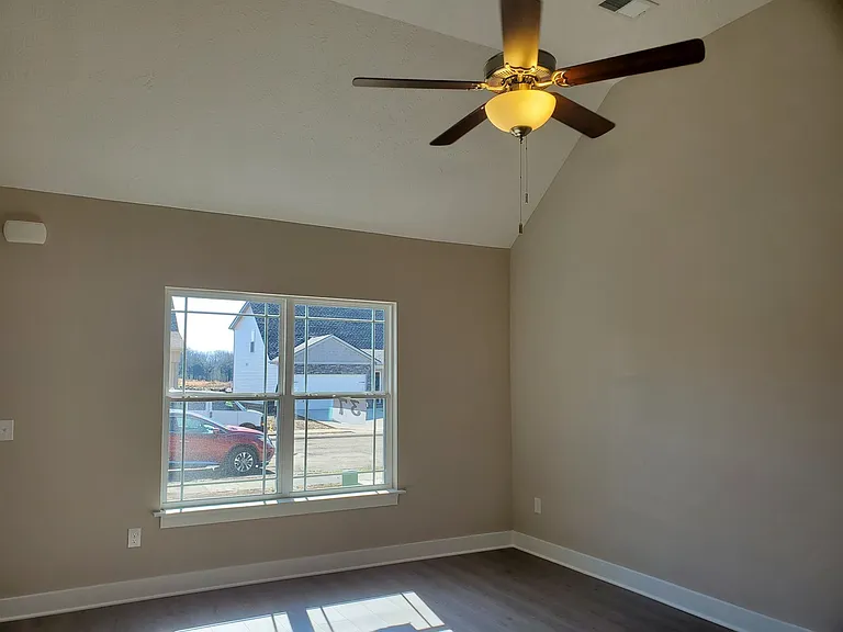 2853 Valley Farms Dr — Photo 2