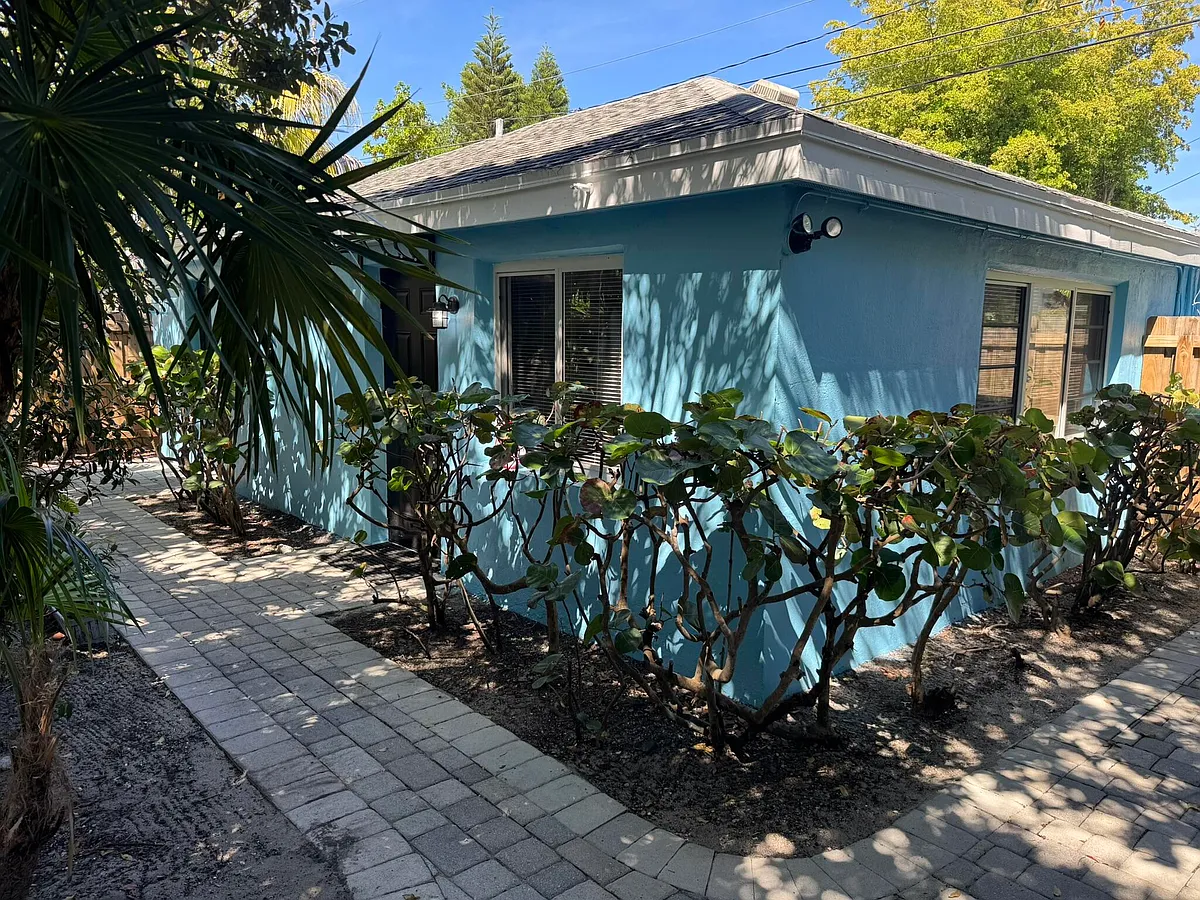 Building Photo - 920 N L St #2