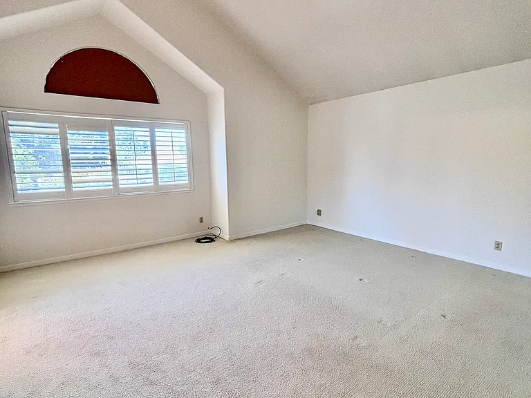 43991 Beretta Dr — Photo 21