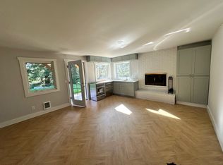 7001 E Loop Rd #1, Stevenson, WA 98648