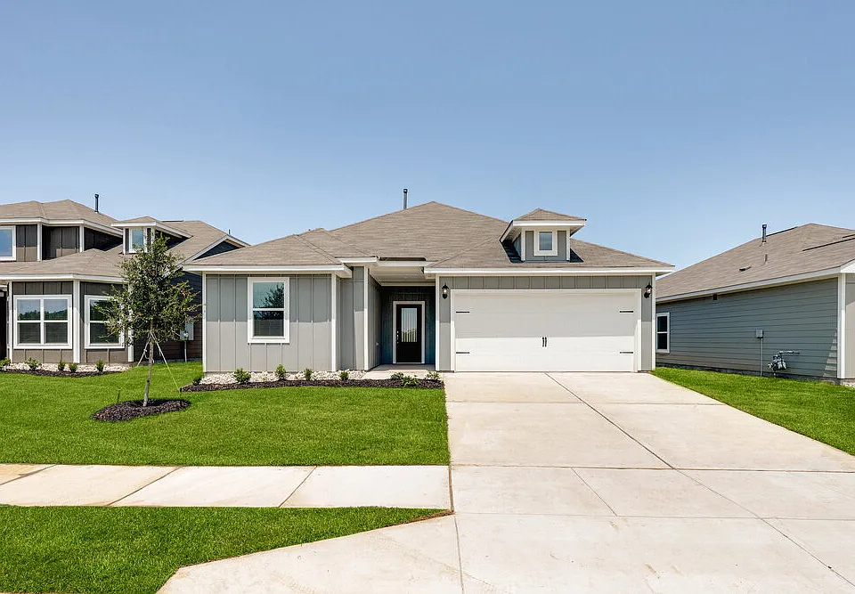 1301 Tilton Dr
