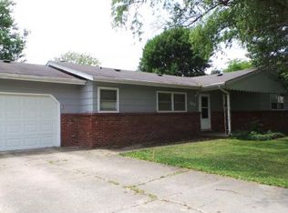 103 E Locust St, Ashmore, IL 61912