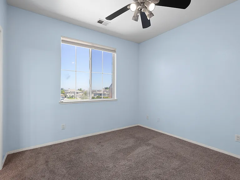 33389 Barrington Dr — Photo 14
