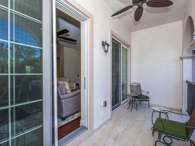2nd floor patio