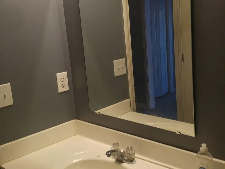 FULL BATH UPSTAIRS