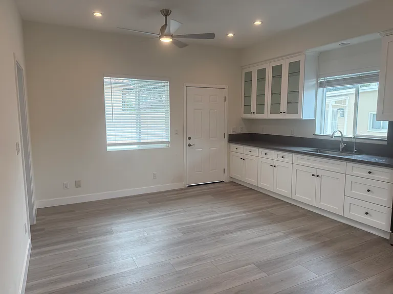 720 S 3rd Ave #B — Photo 11