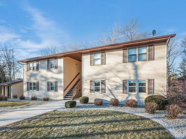 910 East Cedar AVENUE #102, Manitowoc, WI 54220