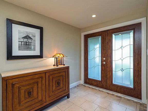 3rd image of 1829 Pandora Dr