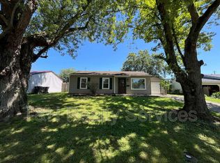 232 Gaywood Dr, Chesterfield, IN 46017