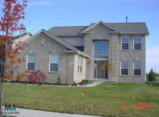 27971 S Mockingbird Dr, Flat Rock, MI 48134
