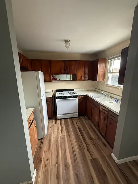 2 bed, $1,285 — Photo 4