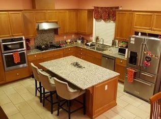 3042 Sonsilla Ln, San Ramon, CA 94582