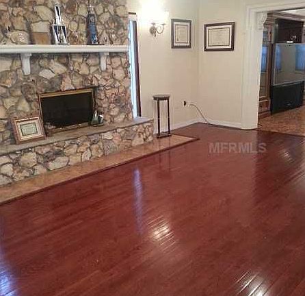4th image of 8128 Banyan Blvd