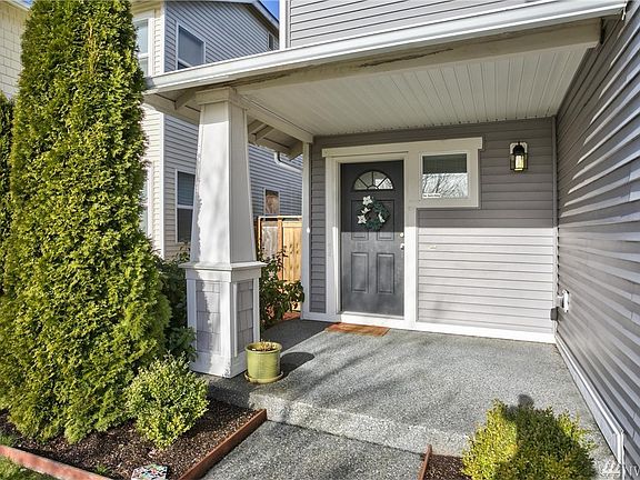 3rd image of 21211 Nordby Dr NW