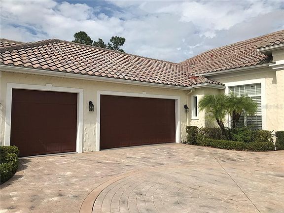 5th image of 1055 Henley Downs Pl