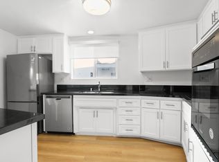 8430 De Longpre Ave #104, West Hollywood, CA 90069