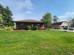 172 Hunter Ave, Smithfield, OH 43948