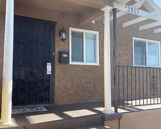 2nd image of 2317 W 42nd St