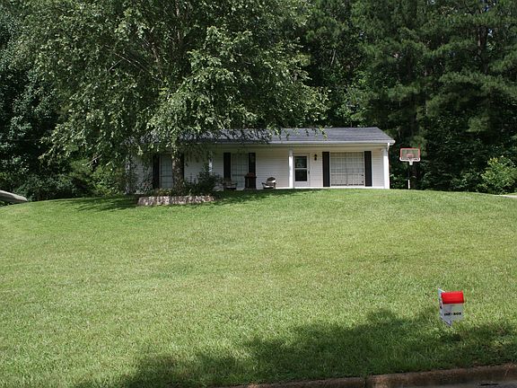 3rd image of 10701 Melrose Ln