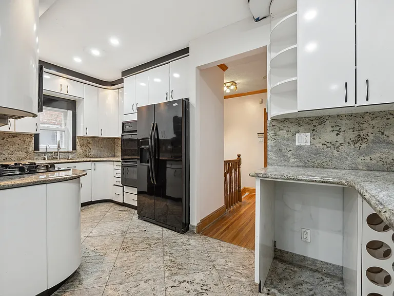 2908 Avenue X #2A — Photo 12