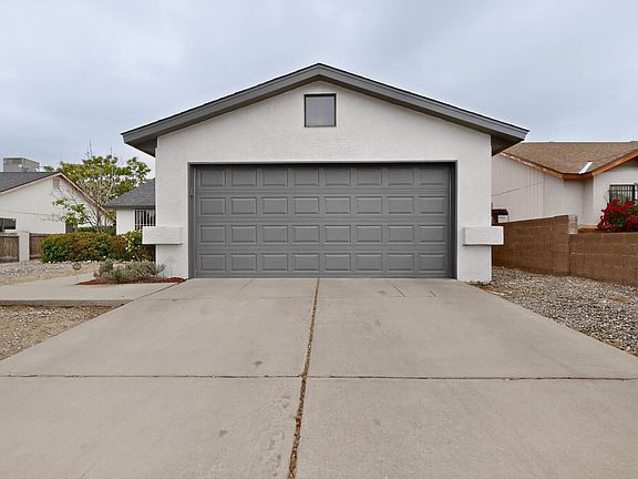 2nd image of 919 Sunbird Rd SW