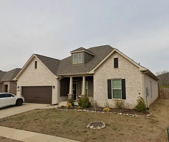 6 bed, 3.0 bath, 3144 sqft, $3,650 — Photo 1
