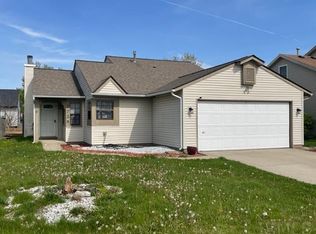 7728 Saddlewood Dr, Fort Wayne, IN 46825