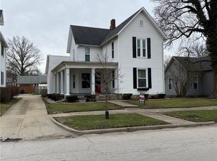 438 W Madison St, Paris, IL 61944